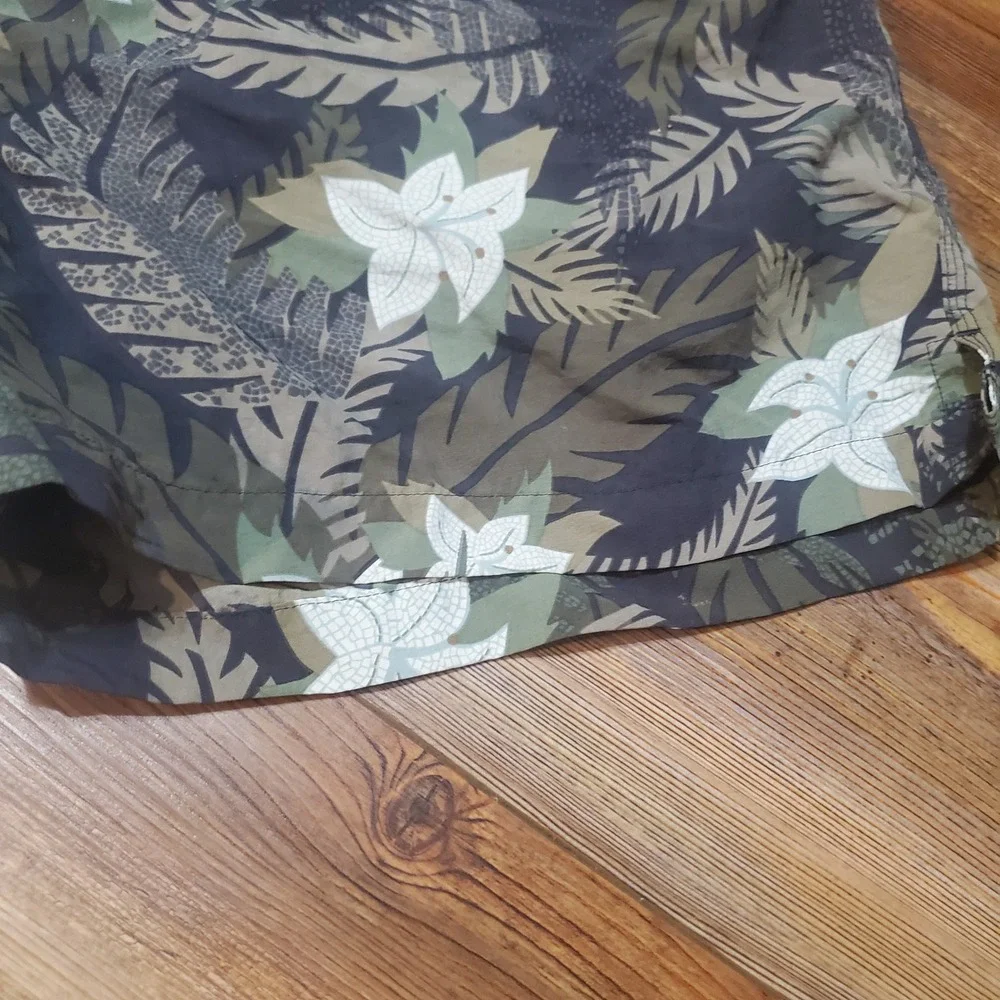 Tommy Bahama tommy bahama